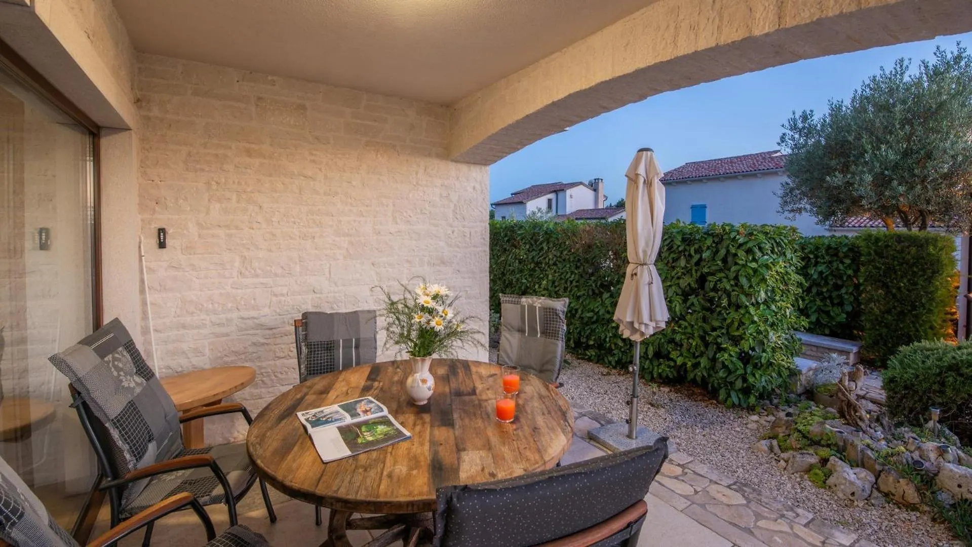 Vendégház Villa Nira Barat